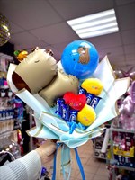 Букет с капибарой и конфетами